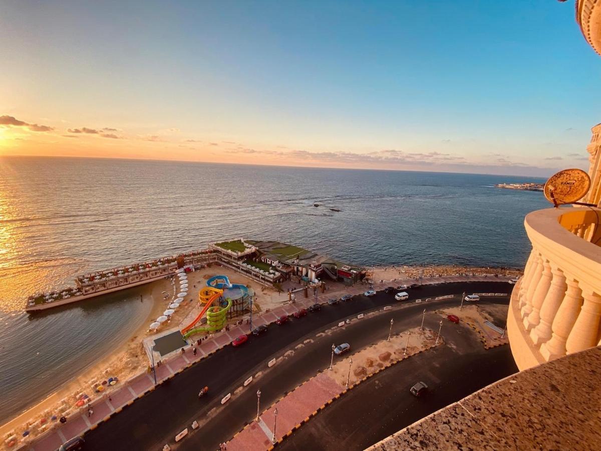 Apartment Luxury Beachfront Dream Alexandria
